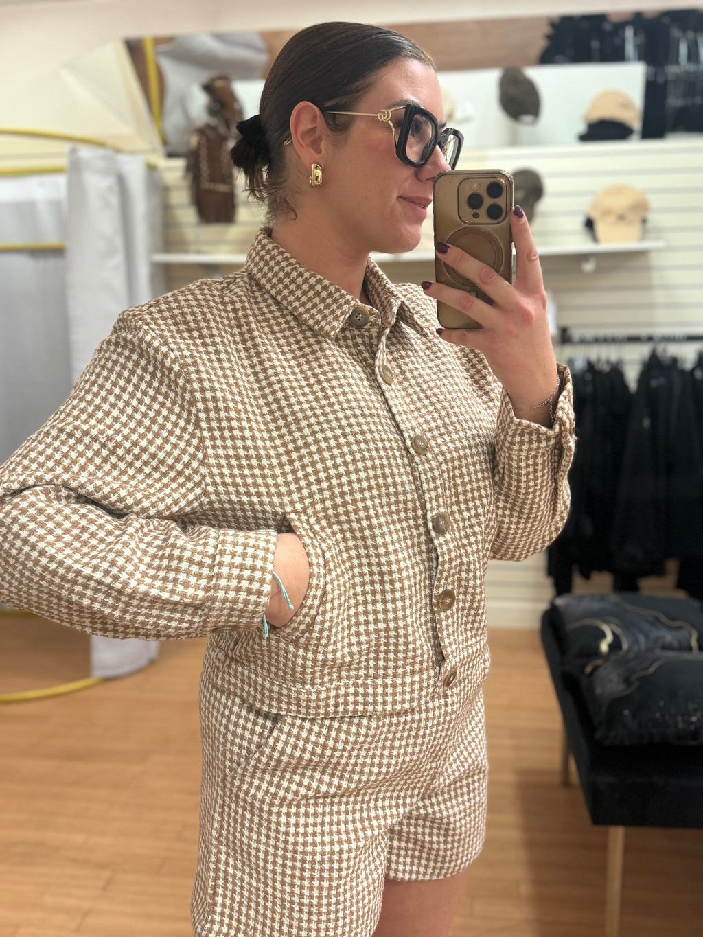 Short ELLA