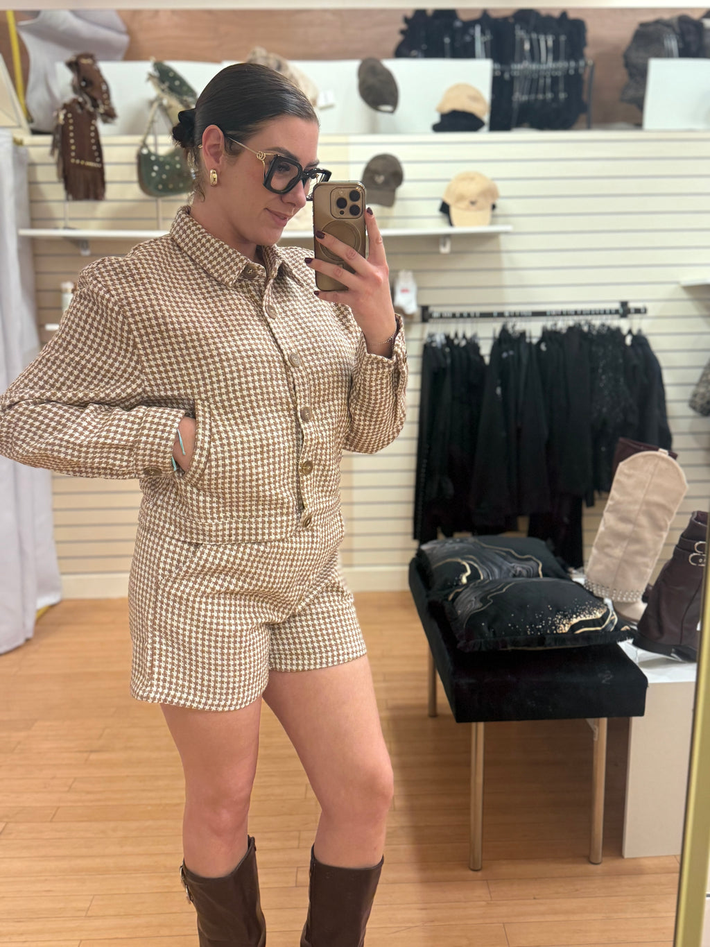 Short ELLA
